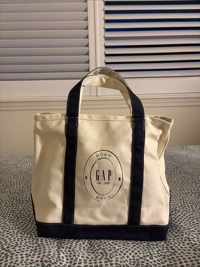 GAP Cream Canvas Tote with Navy Trim